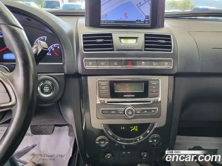 SsangYong Rexton 2017 2.2 Автомат в Москве № 35696, фото 14