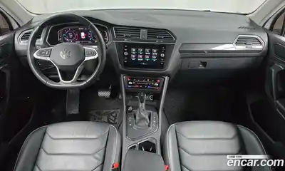 Volkswagen Tiguan 2021 2.0 Автомат в Москве № 358067, миниатюра 7