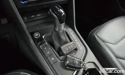 Volkswagen Tiguan 2021 2.0 Автомат в Москве № 358067, миниатюра 9