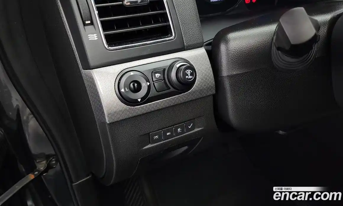 Chevrolet Captiva 2016 2.0 Автомат в Москве № 36723, фото 11