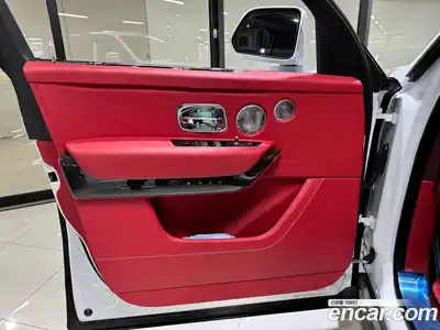 Rolls-Royce Cullinan 2023 6.7 Автомат в Москве № 368393, миниатюра 11