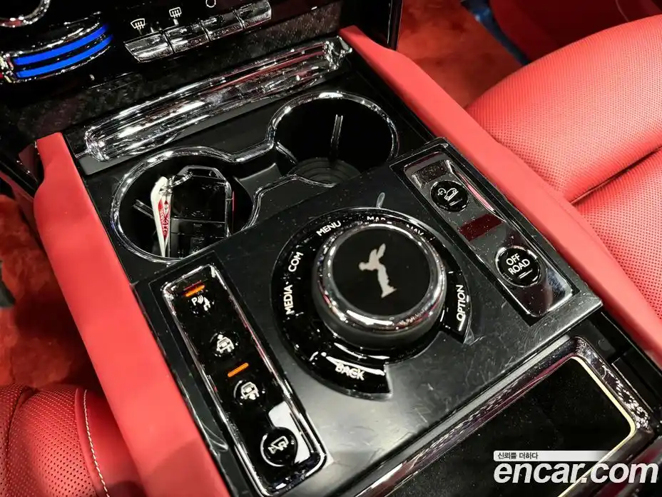 Rolls-Royce Cullinan 2023 6.7 Автомат в Москве № 368393, фото 6