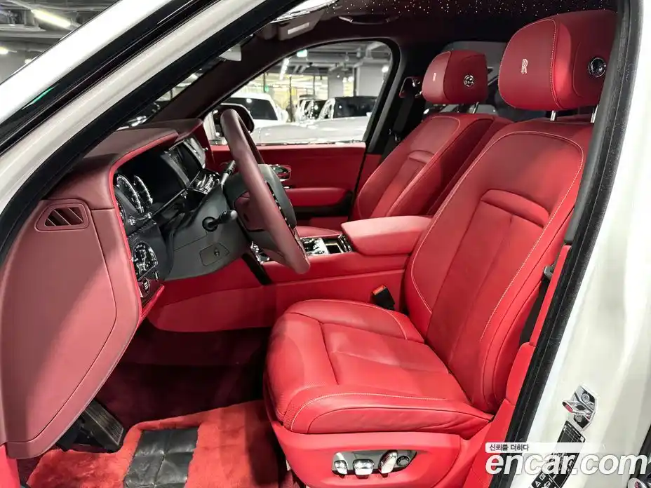 Rolls-Royce Cullinan 2023 6.7 Автомат в Москве № 368393, фото 7