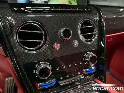 Rolls-Royce Cullinan 2023 6.7 Автомат в Москве № 368393, миниатюра 10