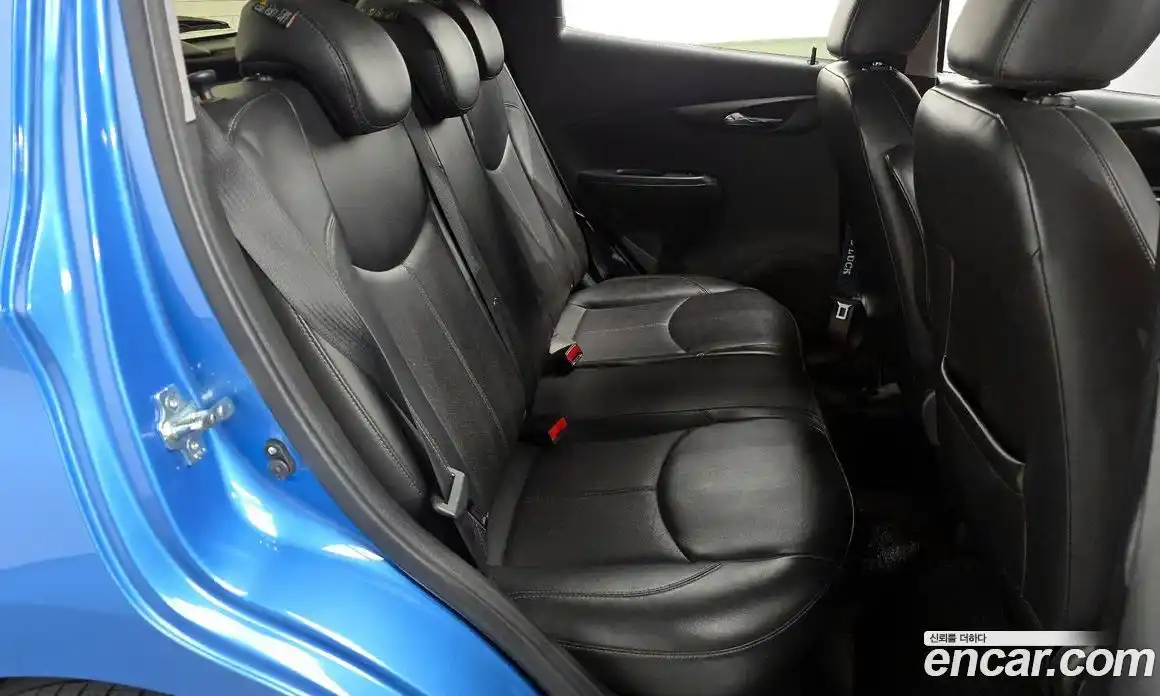 Chevrolet Spark 2016 1.0 Автомат в Москве № 371465, фото 12