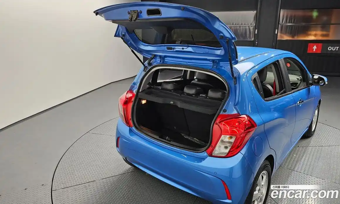 Chevrolet Spark 2016 1.0 Автомат в Москве № 371465, фото 20