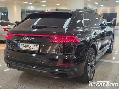 Audi Q8 2022 3.0 Автомат в Москве № 373484, миниатюра 2