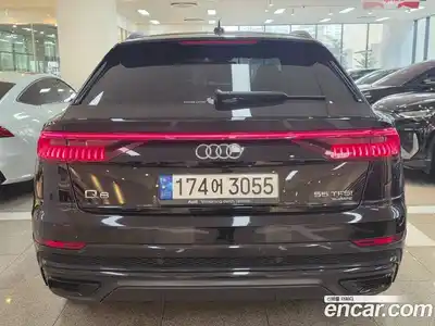 Audi Q8 2022 3.0 Автомат в Москве № 373484, миниатюра 4