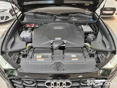 Audi Q8 2022 3.0 Автомат в Москве № 373484, миниатюра 6