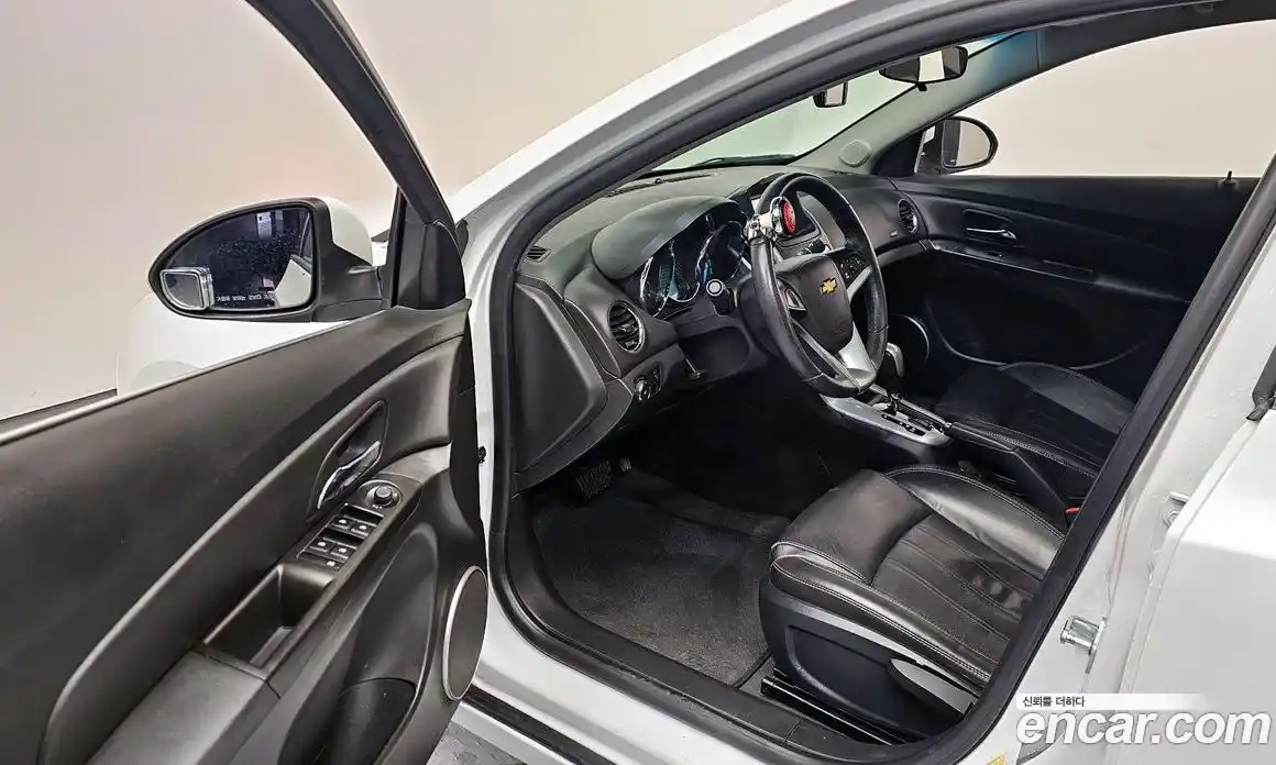 Chevrolet Cruze 2014 1.8 Автомат в Москве № 37712, фото 9