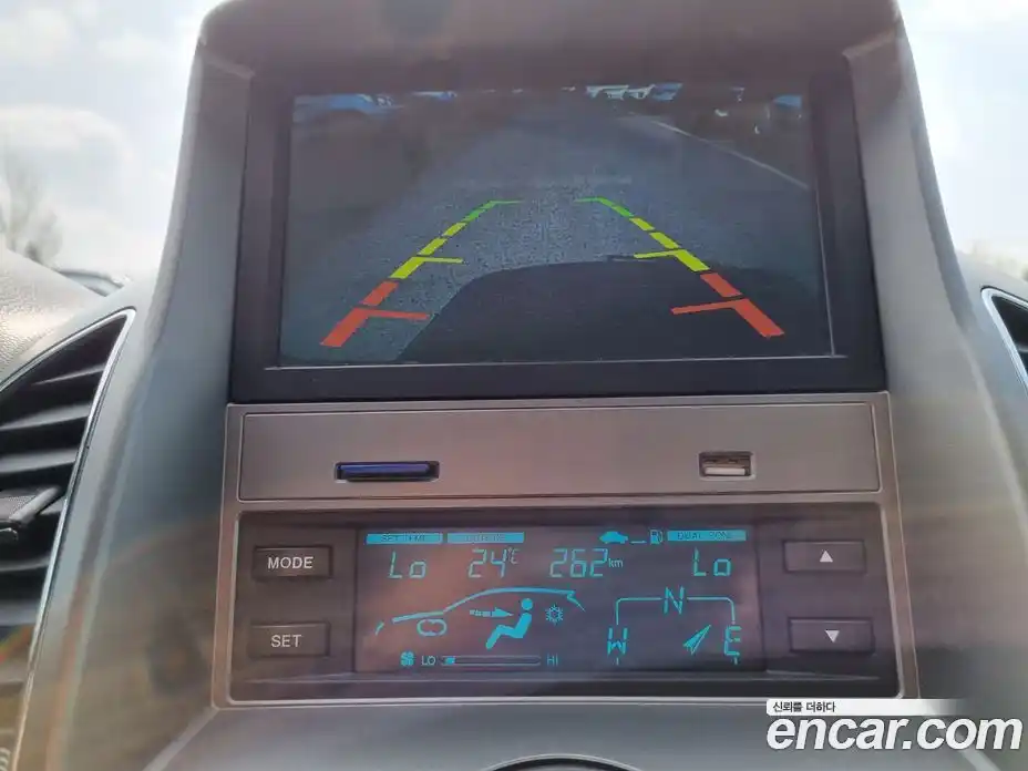 Chevrolet Captiva 2015 2.2 Автомат в Москве № 37772, фото 16