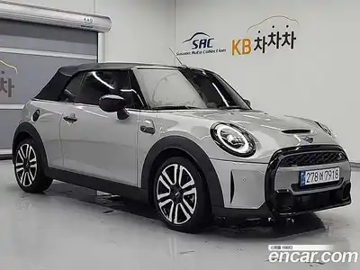 Mini Cooper Convertible 2024 2.0 Автомат в Москве № 381246, миниатюра 4