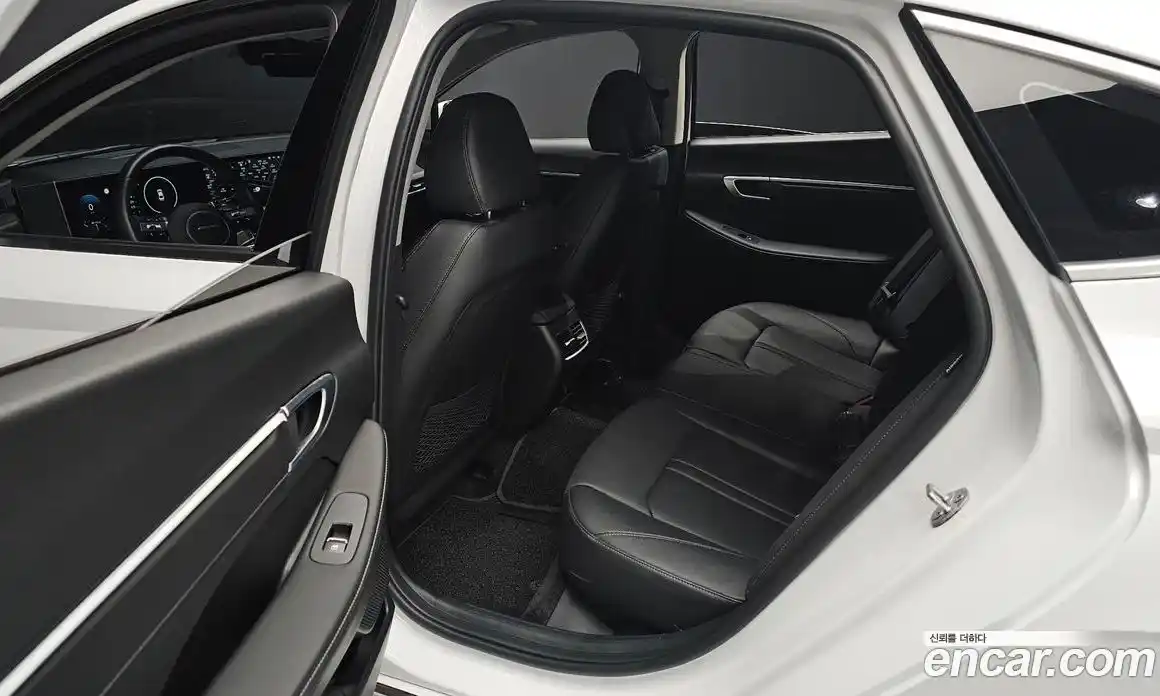 Hyundai Sonata 2024 1.6 Автомат в Москве № 381724, фото 12