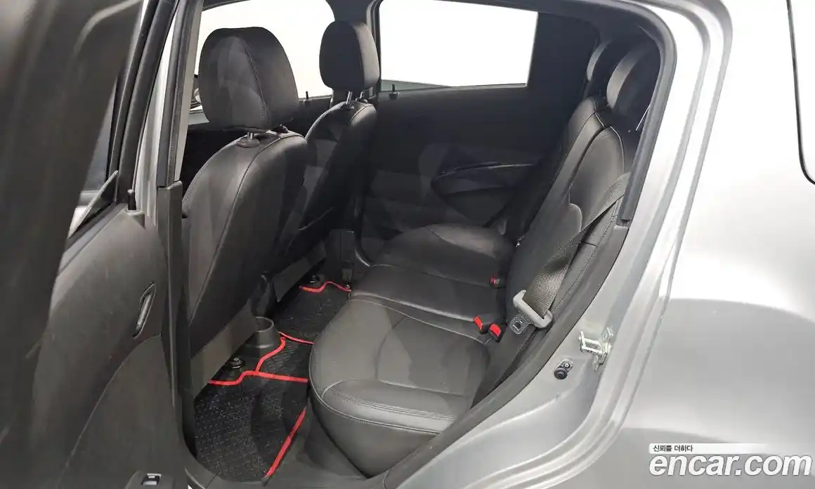 Chevrolet Spark 2014 1.0 Автомат в Москве № 38246, фото 12