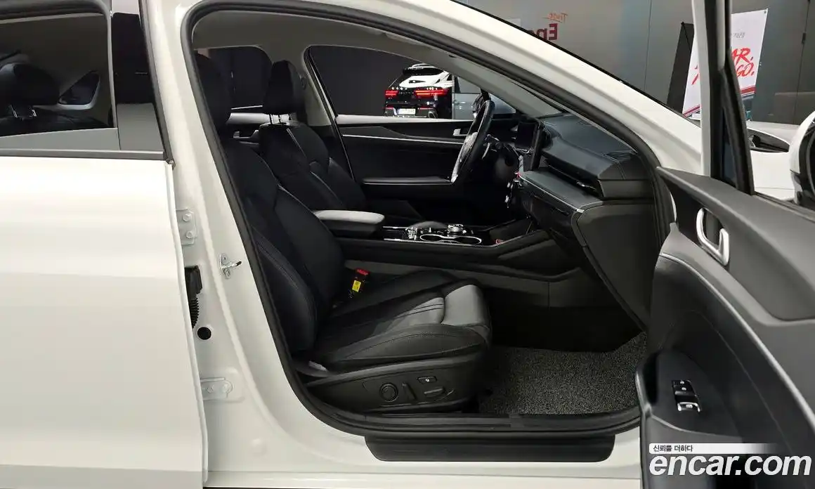 Kia K5 2025 1.6 Автомат в Москве № 383606, фото 11