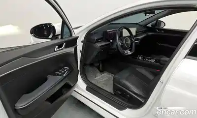 Kia K5 2025 1.6 Автомат в Москве № 383606, миниатюра 10