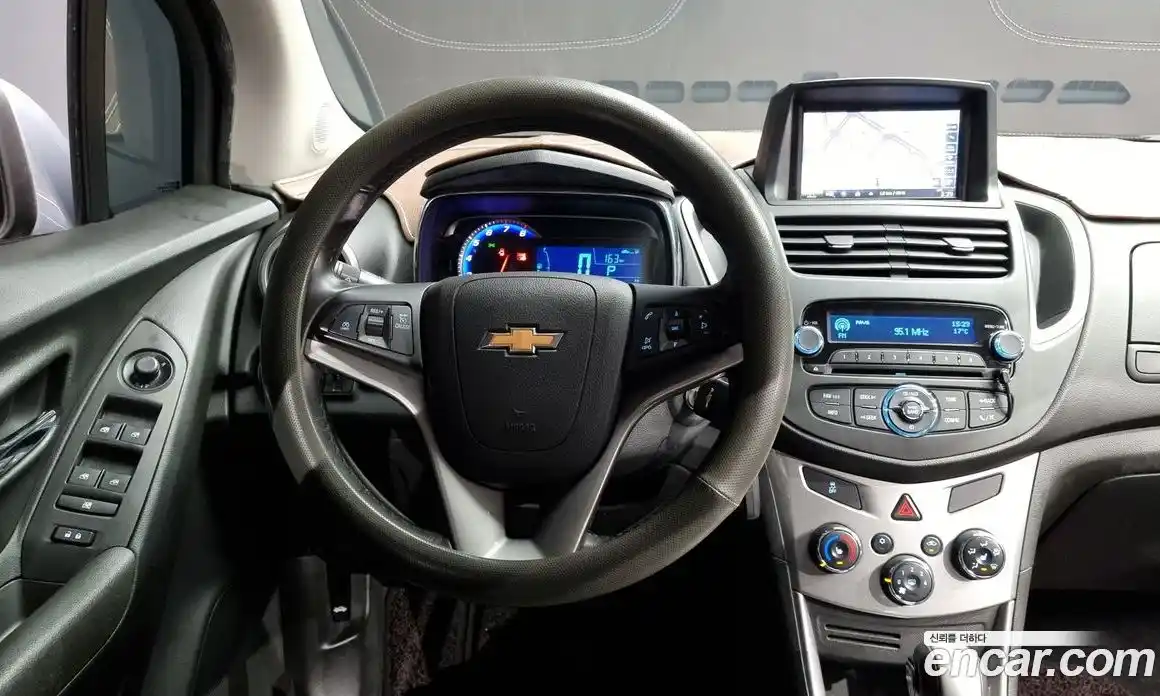 Chevrolet Trax 2014 1.4 Автомат в Москве № 38790, фото 13