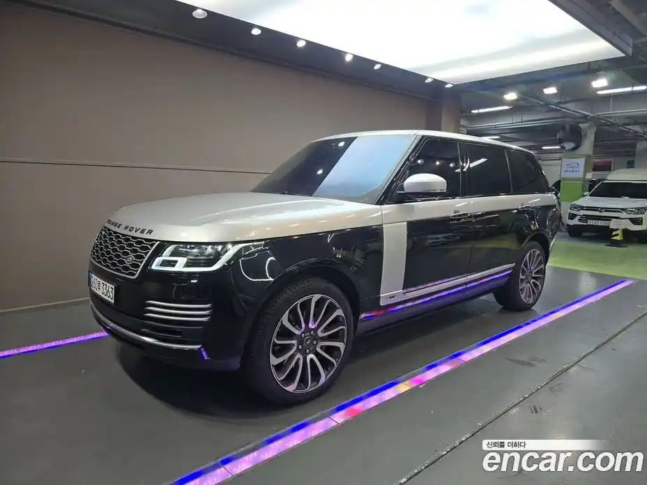 Land Rover Range-Rover 2017 5.0 Автомат в Москве № 392331, фото 14