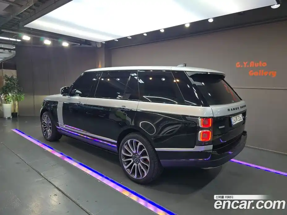 Land Rover Range-Rover 2017 5.0 Автомат в Москве № 392331, фото 15