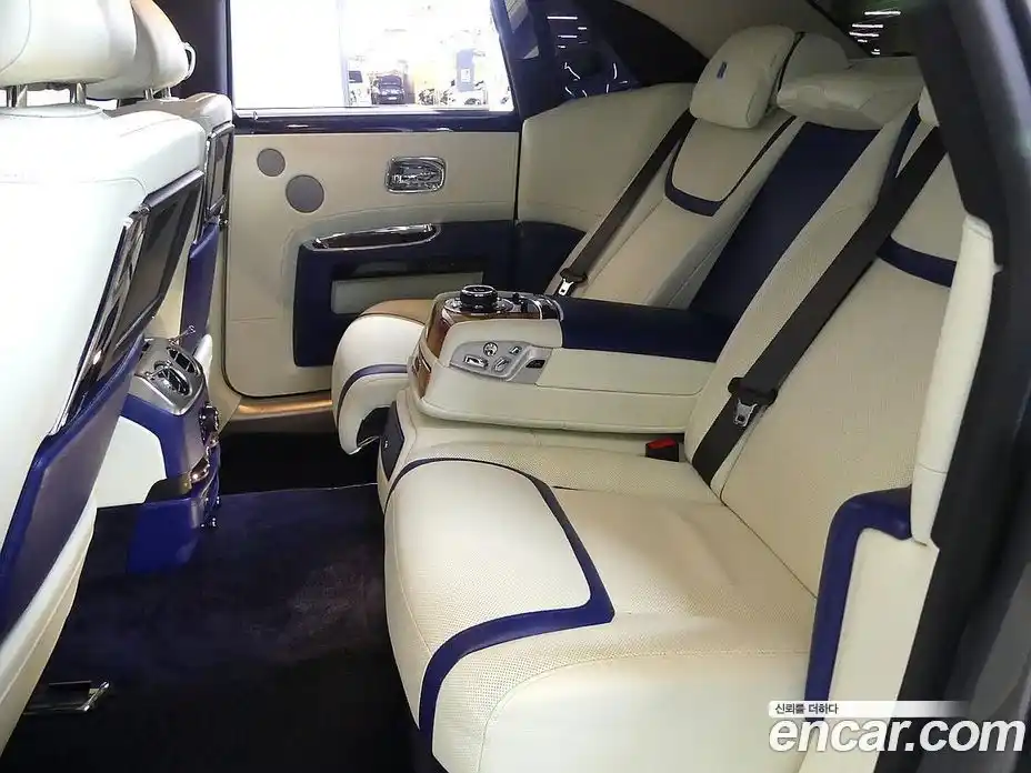 Rolls-Royce Ghost 2016 6.6 Автомат в Москве № 407242, фото 16