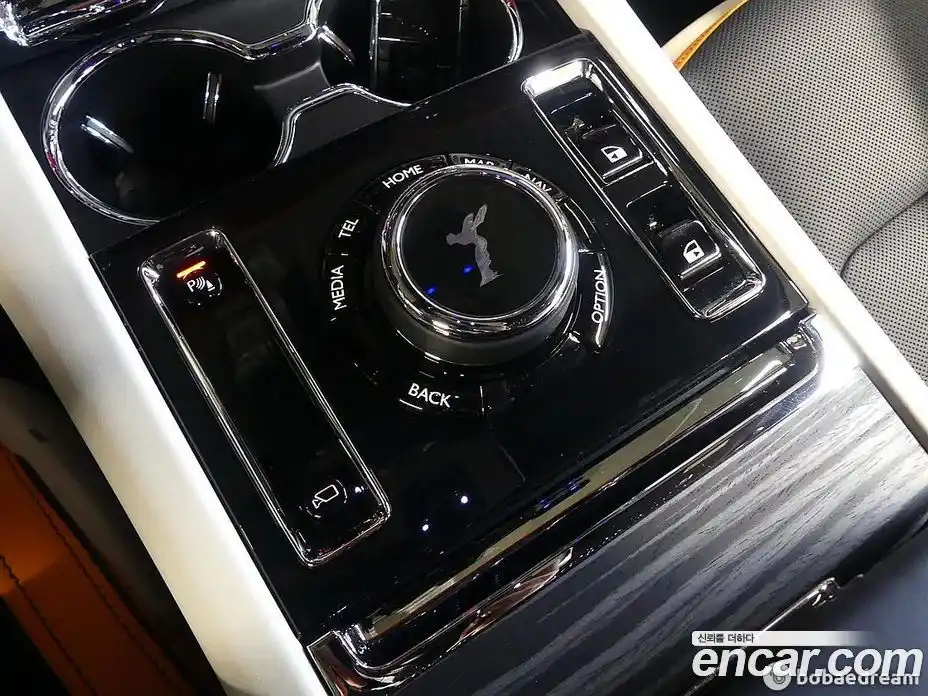 Rolls-Royce Spectre 2024 0.3 Автомат в Москве № 407316, фото 17