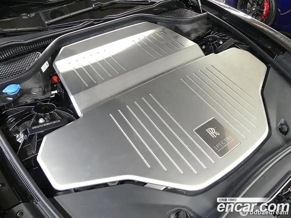 Rolls-Royce Spectre 2024 0.3 Автомат в Москве № 407316, фото 5
