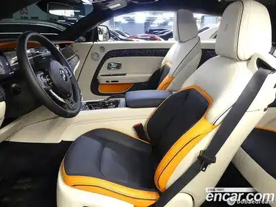 Rolls-Royce Spectre 2024 0.3 Автомат в Москве № 407316, миниатюра 8