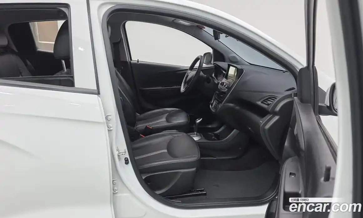 Chevrolet Spark 2019 1.0 Автомат в Москве № 41879, фото 12