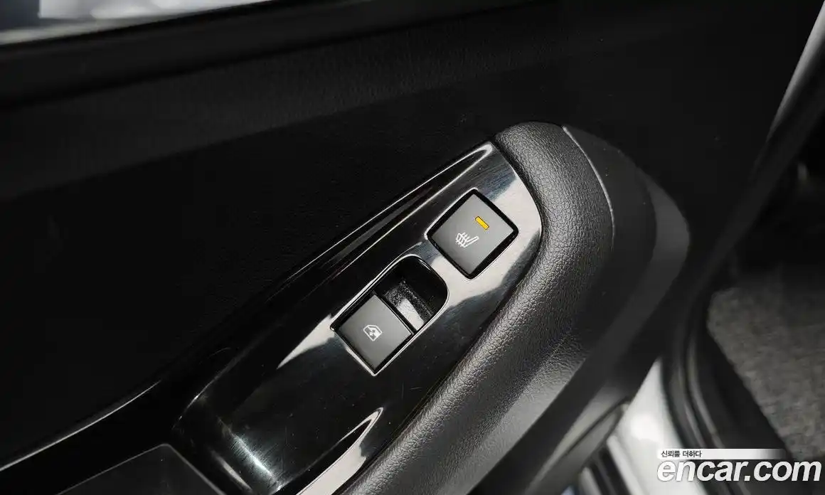 Chevrolet Orlando 2016 2.0 Автомат в Москве № 41887, фото 6