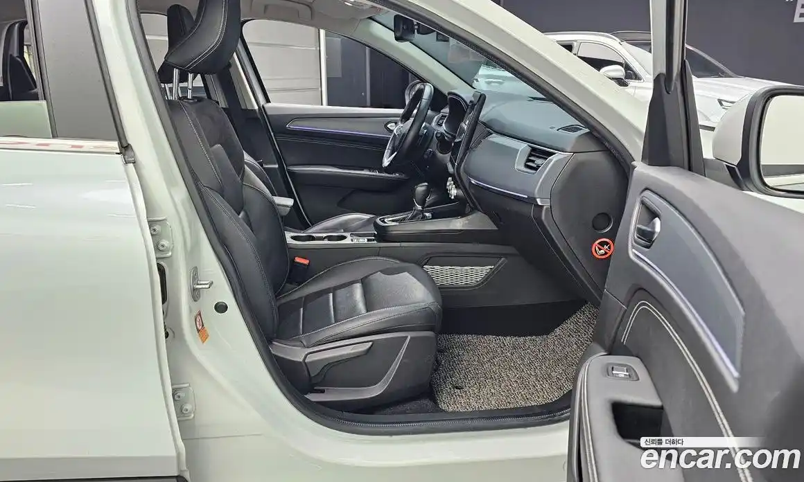 Renault XM3 2022 1.3 Автомат в Москве № 423642, фото 11