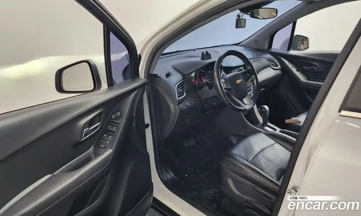 Chevrolet Trax 2019 1.4 Автомат в Москве № 42439, фото 3