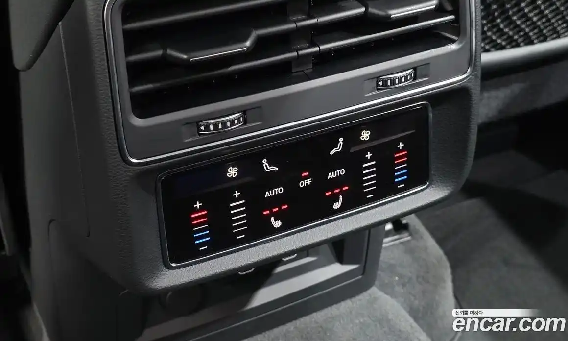 Audi Q7 2022 3.0 Автомат в Москве № 428814, фото 18