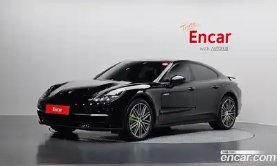 Porsche Panamera, 2020