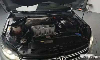 Volkswagen Tiguan 2013 2.0 Автомат в Москве № 432417, миниатюра 6