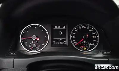 Volkswagen Tiguan 2013 2.0 Автомат в Москве № 432417, миниатюра 8