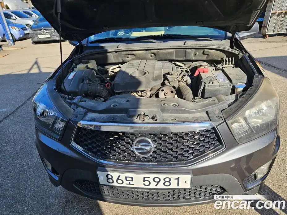 SsangYong Korando 2015 2.0 Автомат в Москве № 454749, фото 11