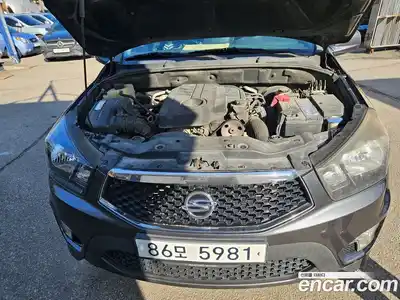 SsangYong Korando 2015 2.0 Автомат в Москве № 454749, миниатюра 11