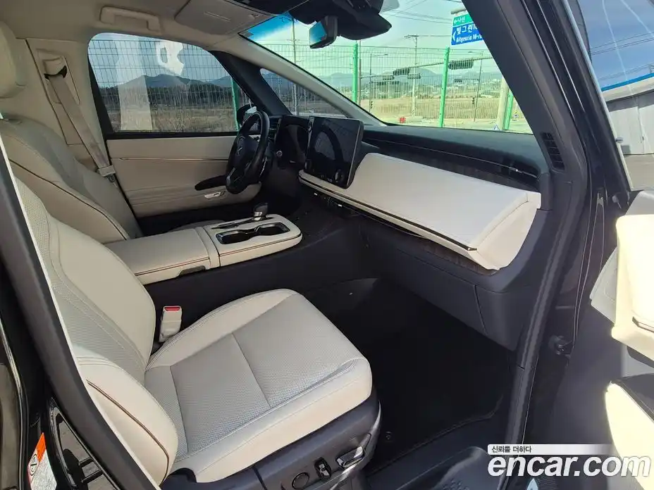 Lexus LM 2025 2.4 Автомат в Москве № 466712, фото 11