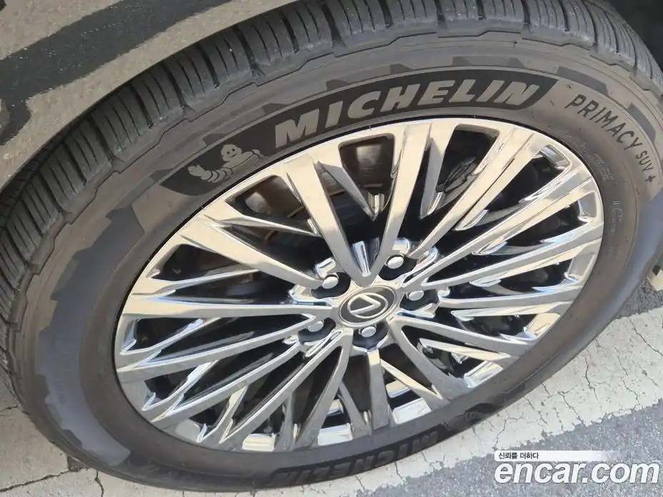 Lexus LM 2025 2.4 Автомат в Москве № 466712, фото 18