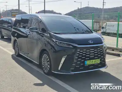 Lexus LM 2025 2.4 Автомат в Москве № 466712, миниатюра 2