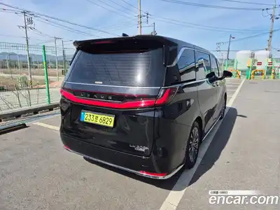 Lexus LM 2025 2.4 Автомат в Москве № 466712, миниатюра 3