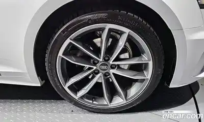 Audi A5 2022 2.0 Автомат в Москве № 468457, миниатюра 5