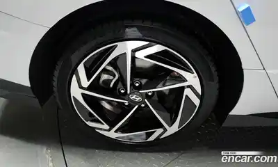 Hyundai Sonata 2024 1.6 Автомат в Москве № 47308, миниатюра 7