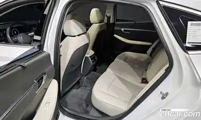 Hyundai Sonata 2024 1.6 Автомат в Москве № 47308, миниатюра 9