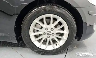 Hyundai Genesis, 2010