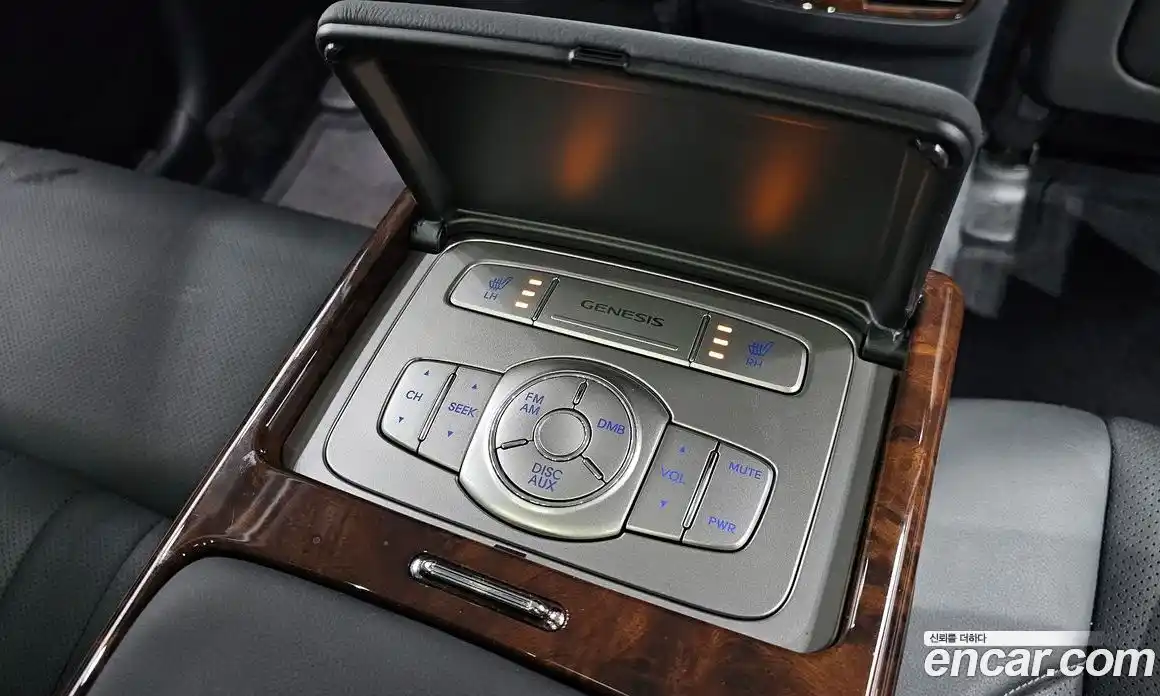 Hyundai Genesis 2010 3.3 Автомат в Москве № 48903, фото 13