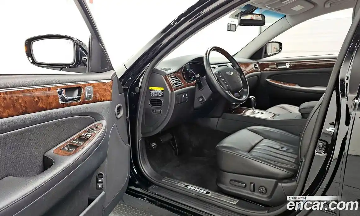 Hyundai Genesis 2010 3.3 Автомат в Москве № 48903, фото 9