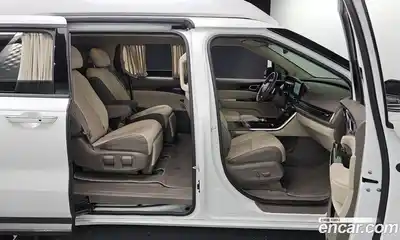 Kia Canival 2023 3.5 Автомат в Москве № 53128, миниатюра 11