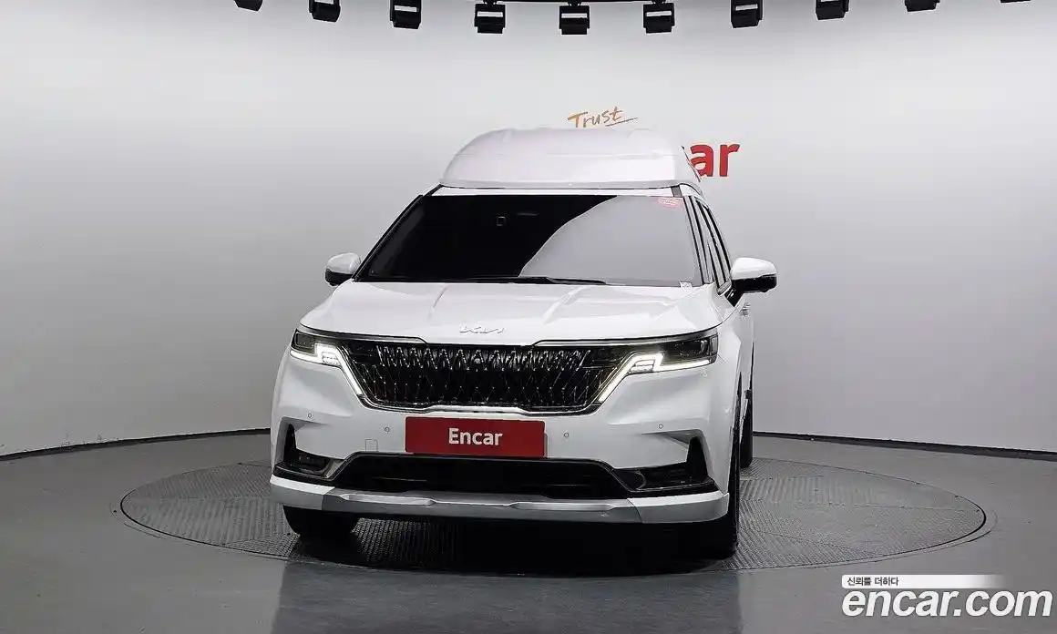 Kia Canival 2023 3.5 Автомат в Москве № 53128, фото 19