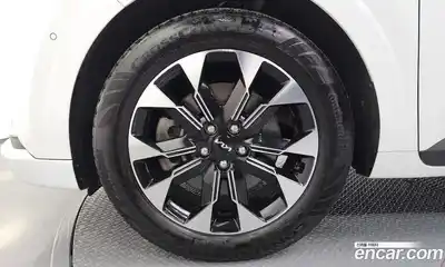 Kia Canival 2023 3.5 Автомат в Москве № 53128, миниатюра 3